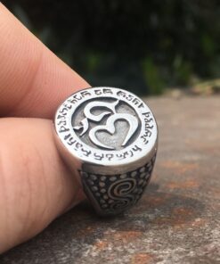 Bague aum