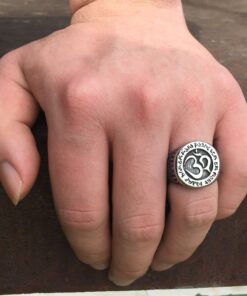 Bague aum