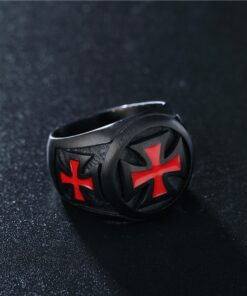 Bague croix fond noir