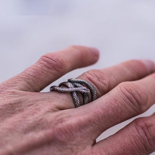 Bague serpent homme