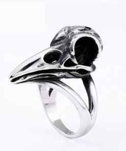 Bague avec crane de corbeau