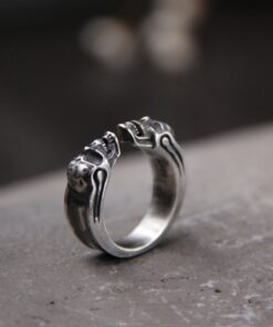 Bague avec crane homme argent