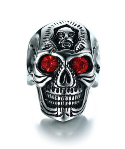 Bague tete de mort avec yeux rouge
